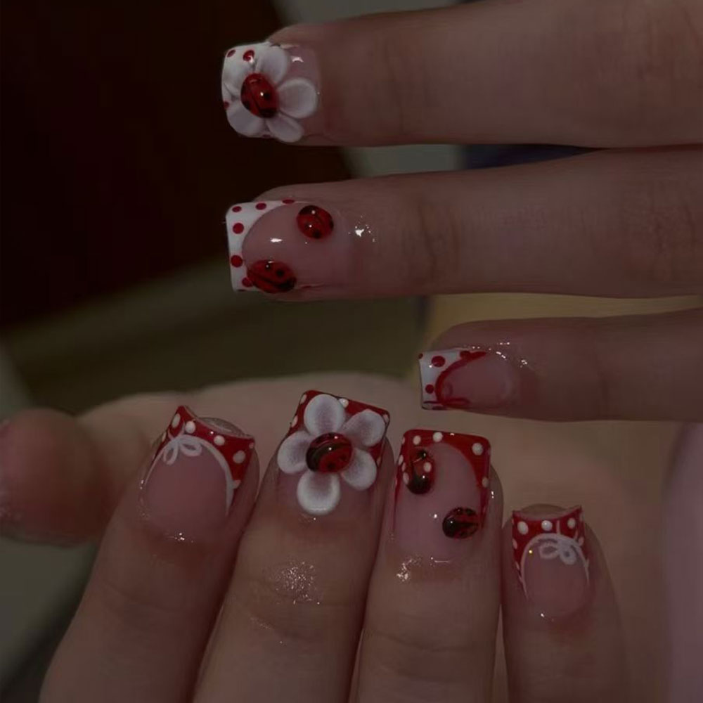 Nail Art French - 24 stuks per set. Rechthoekige 3D