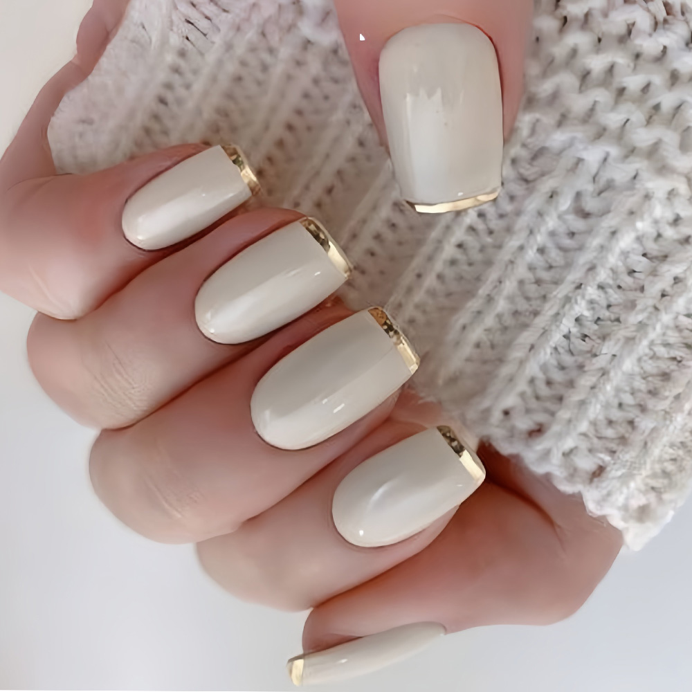 Nail Art French - Medium nepnagels voor vrouwen, beige crèmewitte