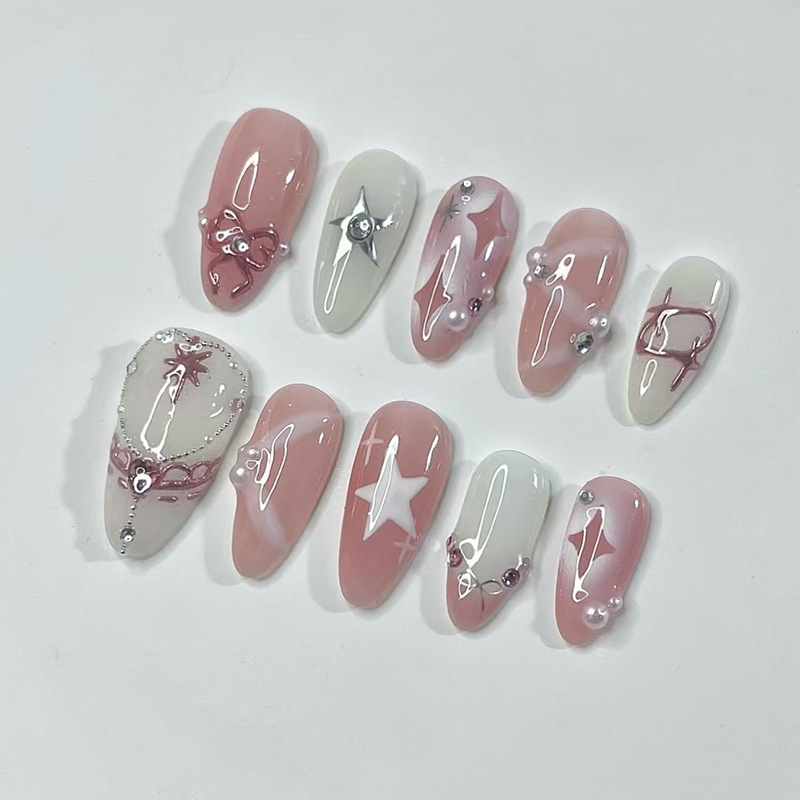 24 Stuks Korte Amandel Nagels  - Nail Art French recensie en prijs
